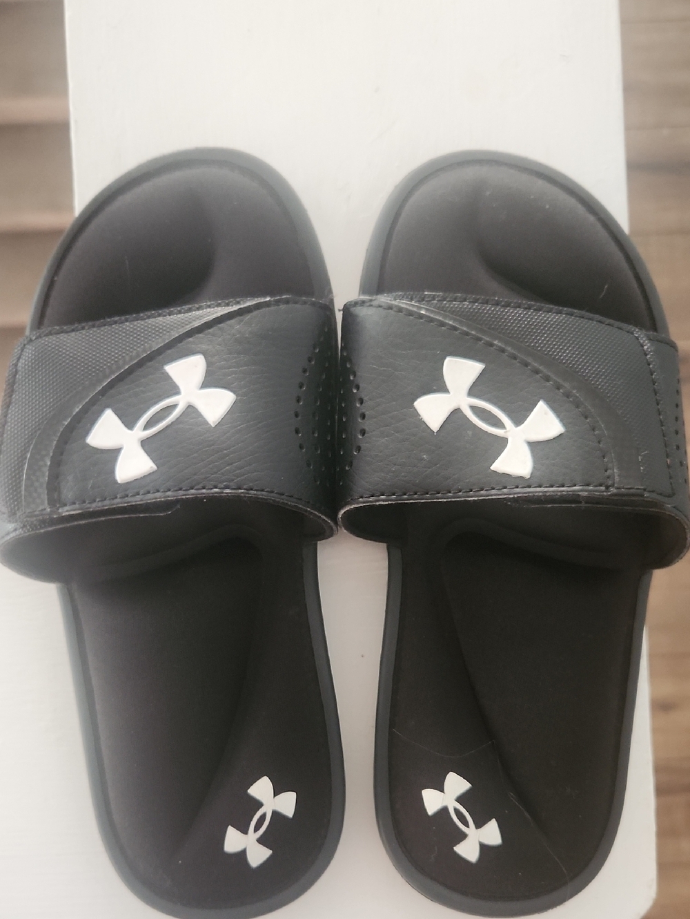Under Armour 4 Youth Black and White Slide Sandals